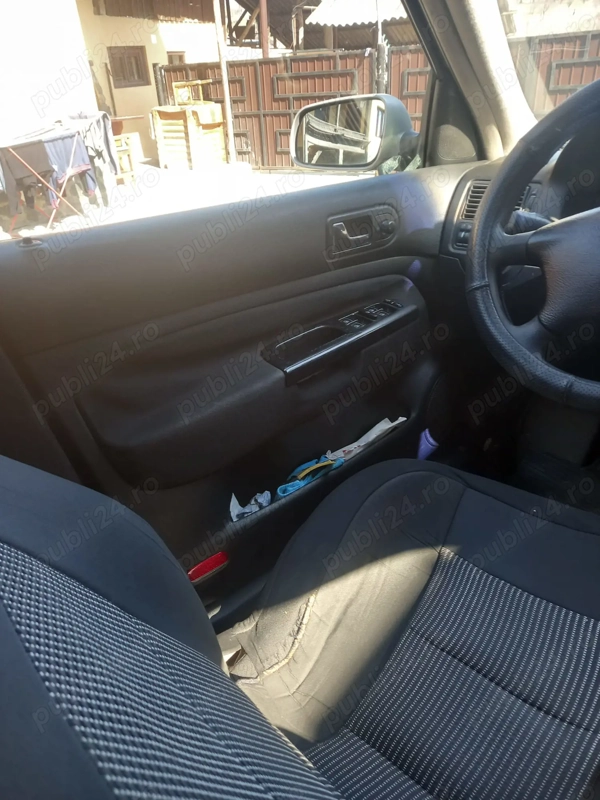 VOLKSWAGEN Golf 2004 — imagine 5
