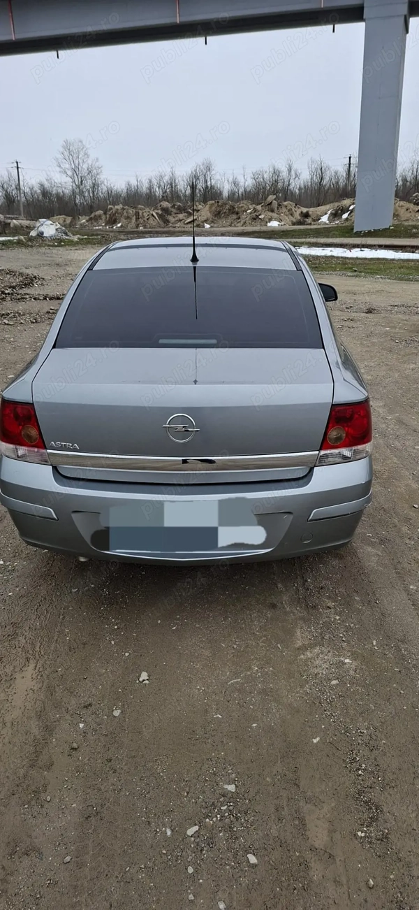 OPEL Astra 2010 — imagine 6