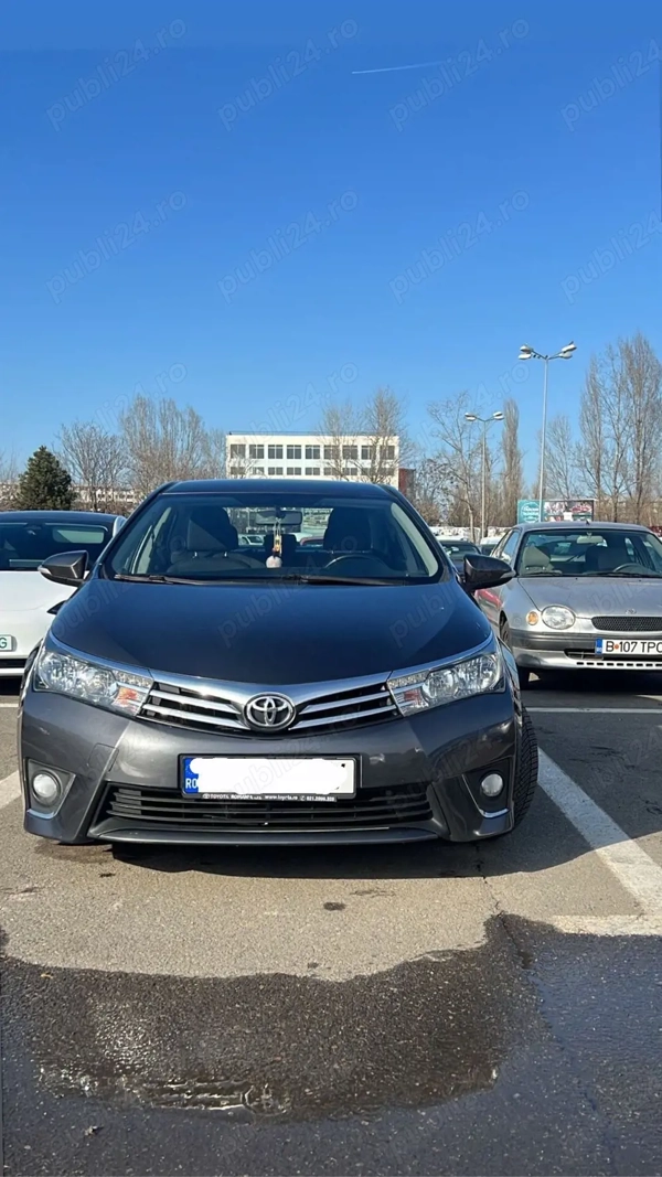 TOYOTA Corolla 2015 — imagine 3