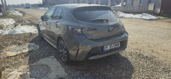 TOYOTA Corolla 2023 — imagine 3