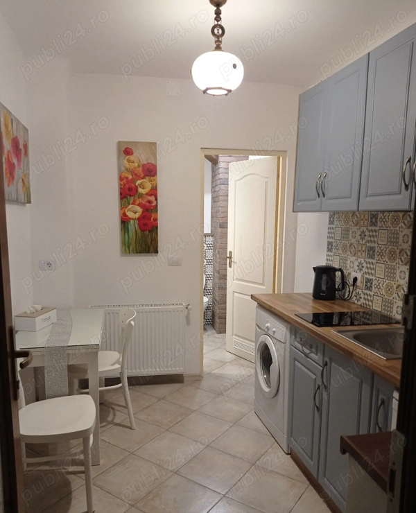 PROPRIETAR Apartament 2 camere Castelului Centrul Istoric Brașov — fotografia 3