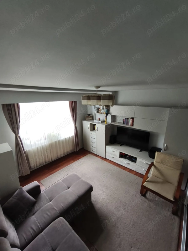 Apartament 3 camere Micro 16, zona Dersidan — fotografia 1