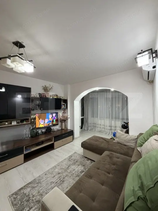 Apartament 3 camere, 61 mp, zona Rotonda/ Stomatologie — fotografia 1