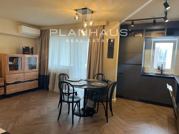 Apartament 2 camere ,B-dul Traian zona Pizza Plus — fotografia 1