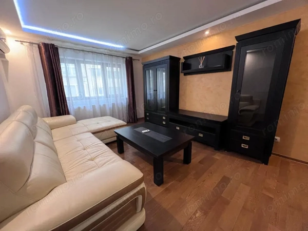 Apartament 2 camere,decomandat, zona Zamfirescu — fotografia 1