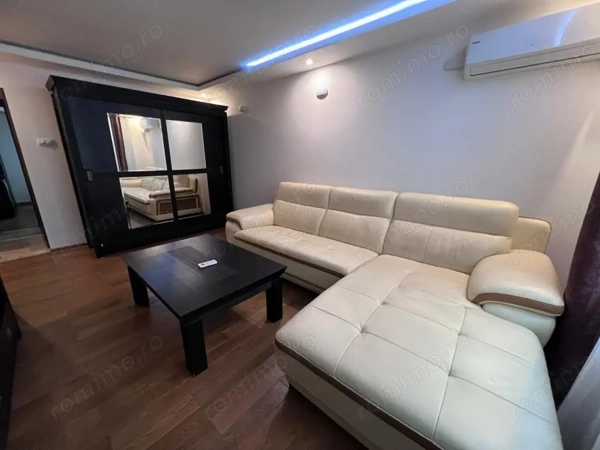 Apartament 2 camere,decomandat, zona Zamfirescu — fotografia 3