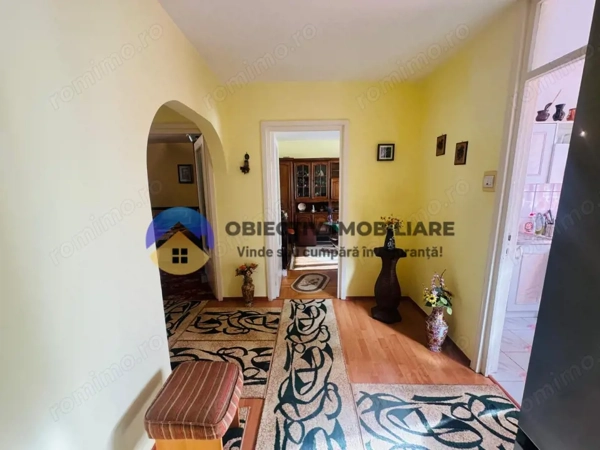 Apartament 4 camere 91 mp/2 bai/boxa/parcare – CENTRU — fotografia 1