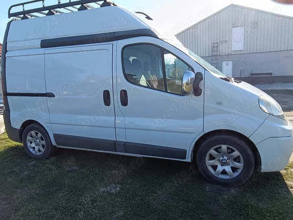 RENAULT Trafic 2009 — imagine 2