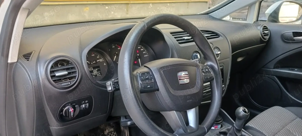 SEAT Leon 2010 — imagine 5