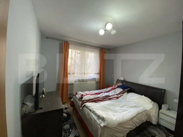 Apartament 2 dormitoare, etaj 1, Decebal, loc de parcare — fotografia 3