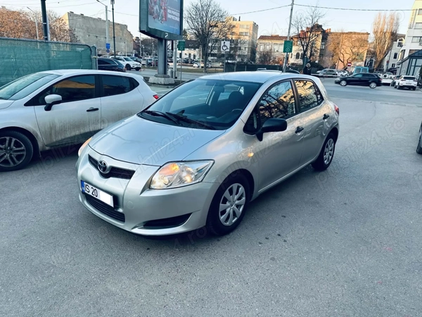 Toyota Auris 1.4Benzina A C Geamuri+Oglinzi Electrice