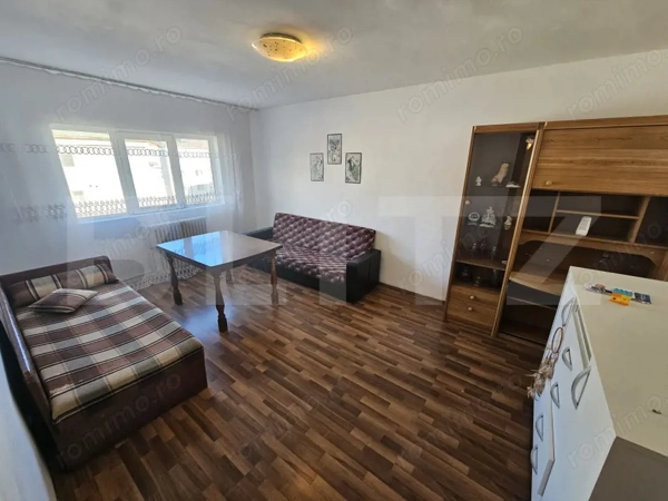 Apartament de vânzare 77,92 Mp – 4 camere + pod mansardabil 96 Mp - Zona Han — fotografia 1