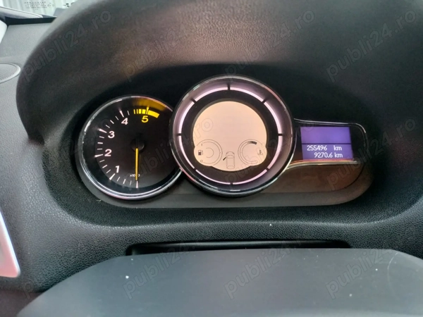 RENAULT Megane 2010 — imagine 5