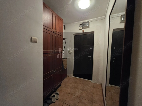 Ap 3 camere 70m -decomandat -etaj 2 -centrala -STB Vadul Nou -Sector5 — fotografia 3
