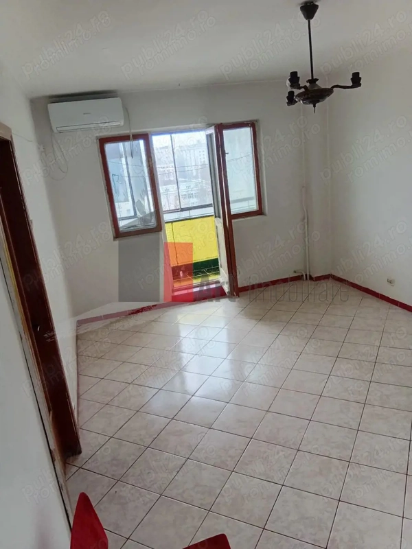 Vindem apartament 2 camere in Crangasi — fotografia 3
