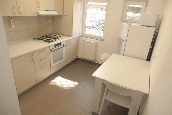 Apartament 1 cameră în bloc de apartamente, zona Piata Mihai Viteazul, parter — fotografia 1