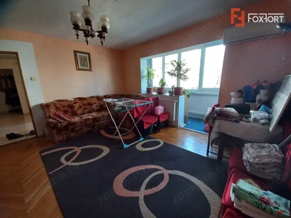 Apartament cu 3 camere de vanzare in Timisoara, zona Lipovei — fotografia 1