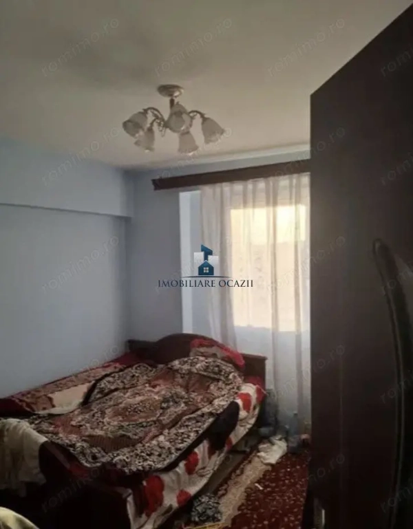 Vanzare Apartament 3 Camere Decomandat Bd.Ctin.Brancoveanu — fotografia 1