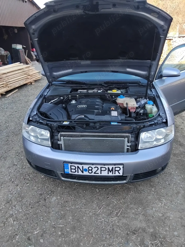 AUDI A4 2004 — imagine 2