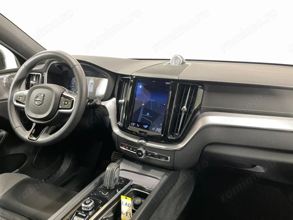 VOLVO Unknown Model 2021 — imagine 9