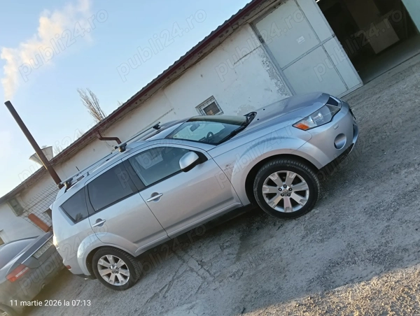 Mitsubishi Outlander 2