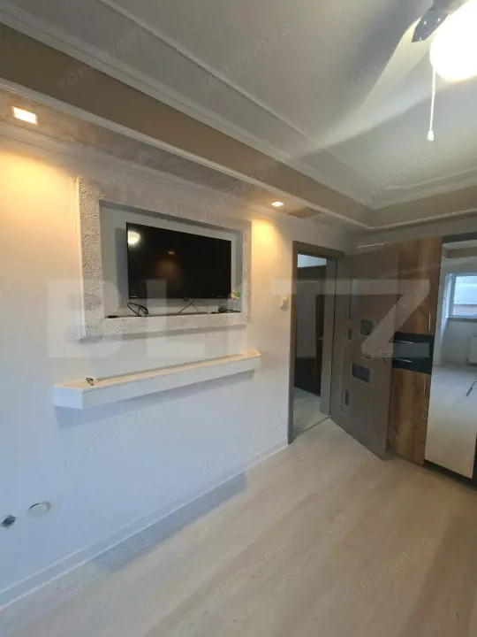 Garsonieră complet renovată de vânzare — fotografia 1