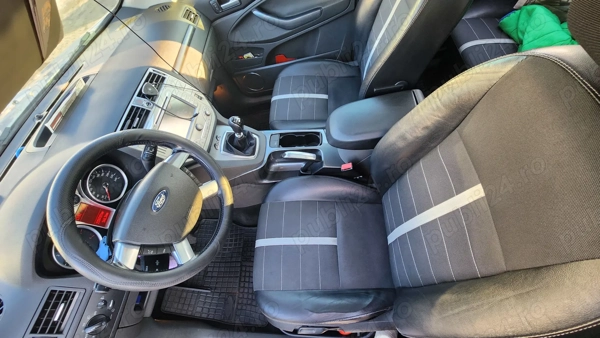 FORD Kuga 2011 — imagine 8