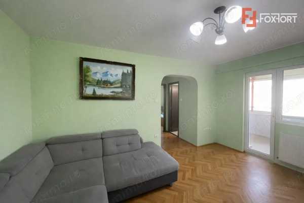 Apartament 4 camere, semidecomandat - Vlaicu, Arad — fotografia 2