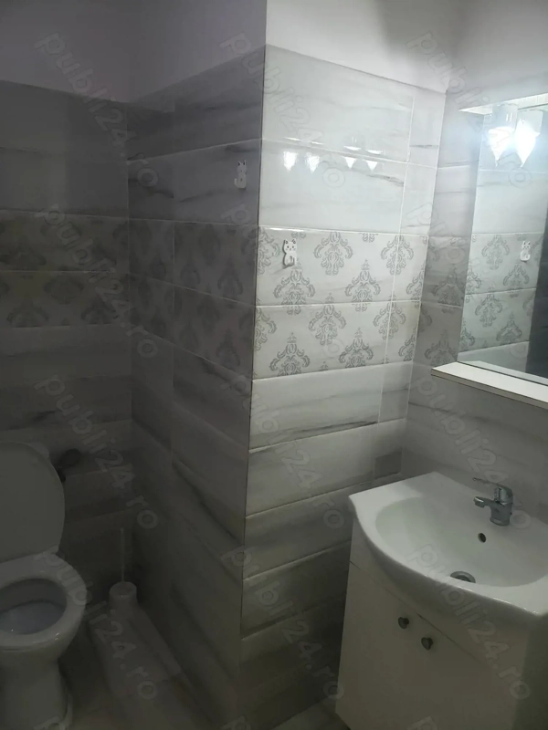 Inchiriez apartament 2 camere Decomandat — fotografia 3