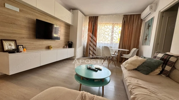 Apartament 2 camere renovat modern, etaj 2/4 , zona Dacia — fotografia 3