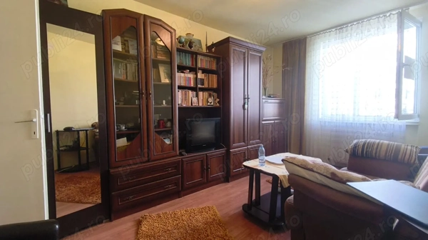 Apartament 2 camere in Deva, zona Dacia, Et. 2 — fotografia 1
