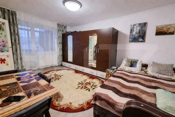 Apartament de 1 camera, 39mp, semidecomandat, zona Tatarasi — fotografia 3
