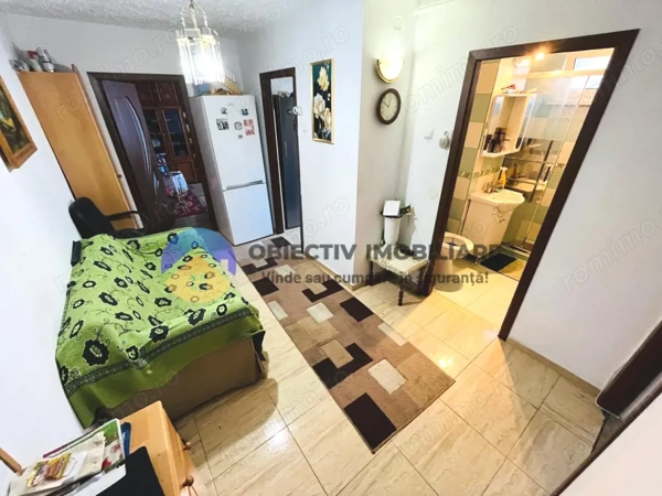 Apartament 2 camere – Zonǎ Centrală,etaj 3 — fotografia 3