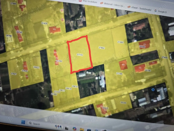 Teren intravilan 1478 mp Dridu, Ialomița între case, utilități, stradă asfaltată