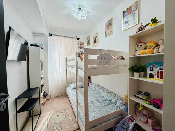 Super apartament 3 camere utilat și mobilat complet zona liniștită M Residence — fotografia 3