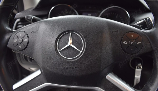 MERCEDES-BENZ R-Class 2010 — imagine 4