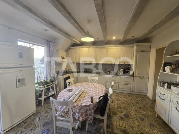 Apartament 4 camere 120mpu cu terasa de 12mp in zona Centrala Sibiu — fotografia 1