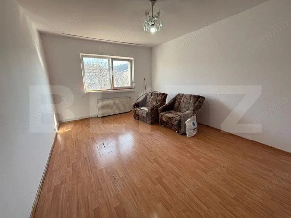 Apartament 3 camere, 76 mp, zona Nicolina — fotografia 1