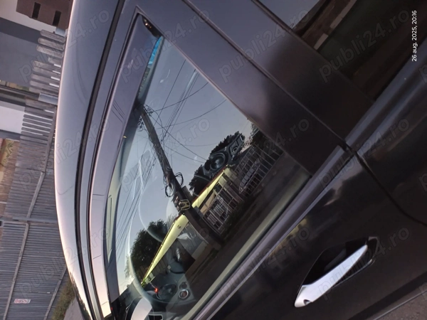 HONDA Civic 2011 — imagine 2