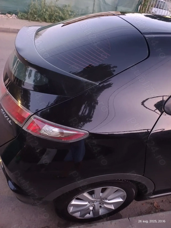 HONDA Civic 2011 — imagine 3