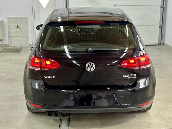 VOLKSWAGEN Golf 2013