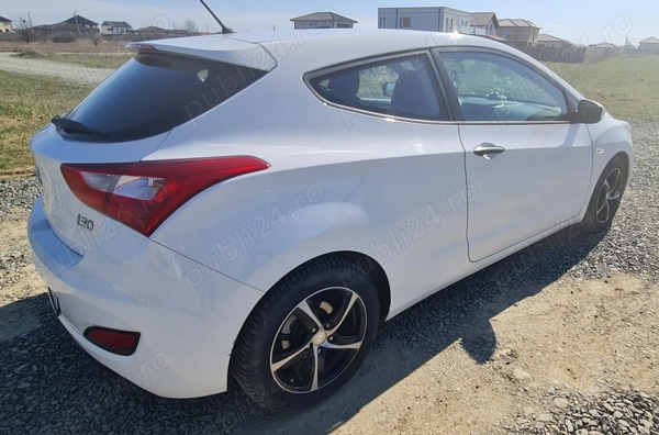 HYUNDAI i30 2013 — imagine 4