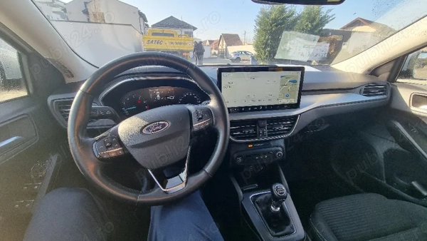 FORD Focus 2022 — imagine 3