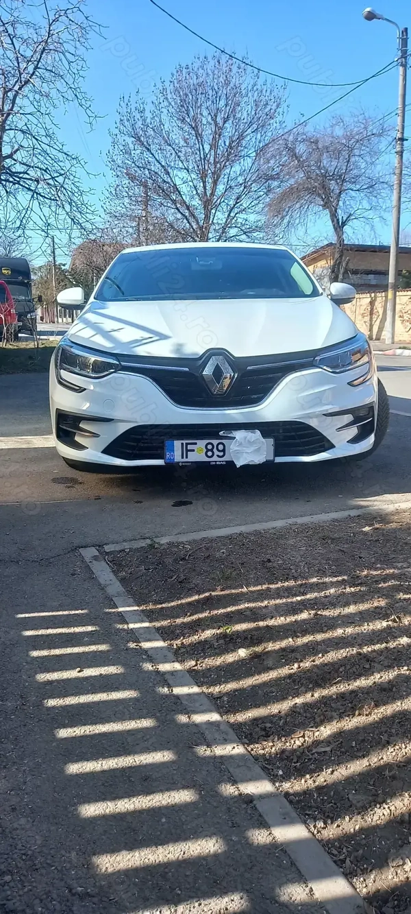 RENAULT Megane 2023 — imagine 6