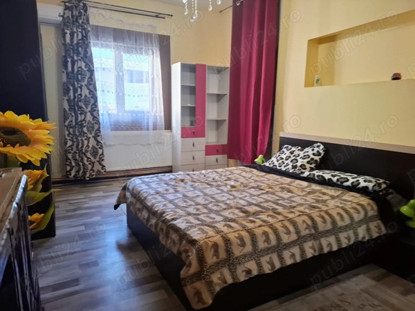 Apartament 2 camere ultracentral la casă, mobilat și utilat, climă + internet