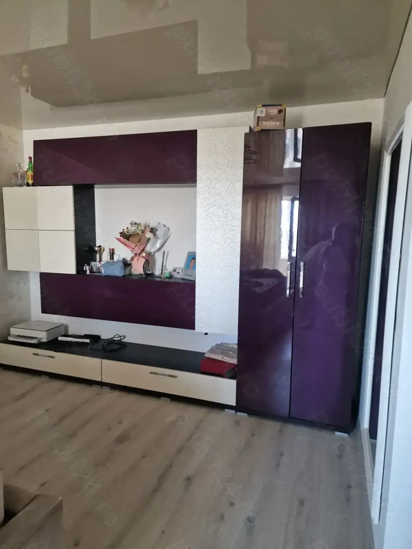 Apartament de vanzare — fotografia 1