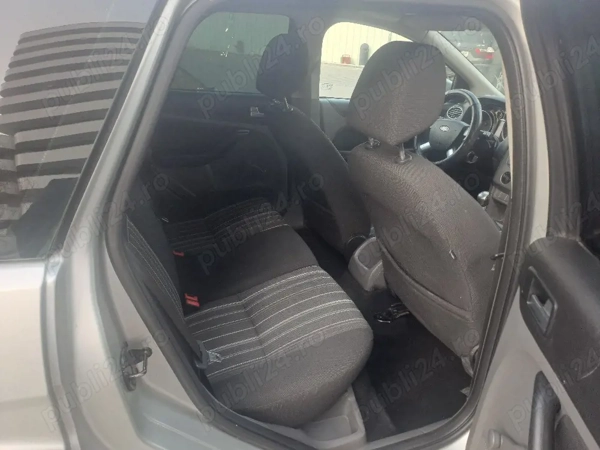FORD Focus 2011 — imagine 4