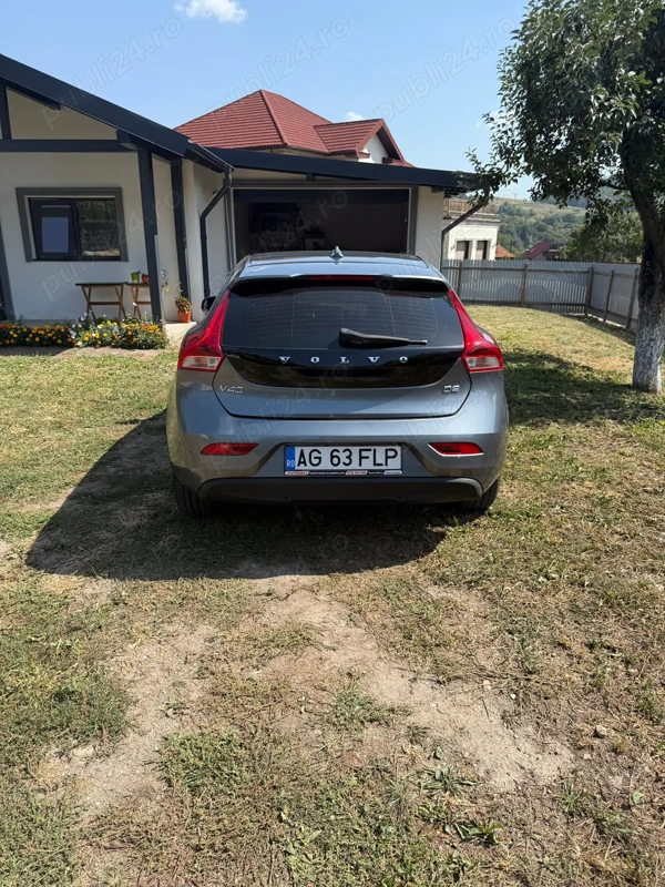 VOLVO V40 2017 — imagine 2