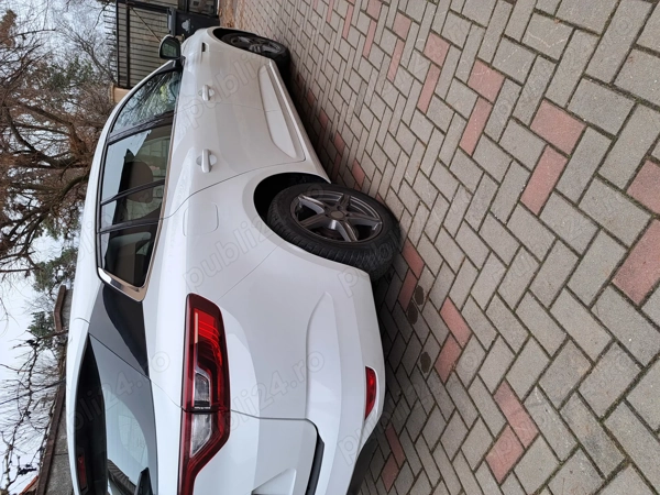 RENAULT Megane 2018 — imagine 3