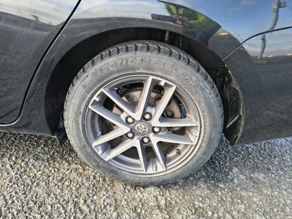 TOYOTA Auris 2014 — imagine 10